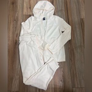 The North Face Gardenia White Lounge Set - Sz. Small